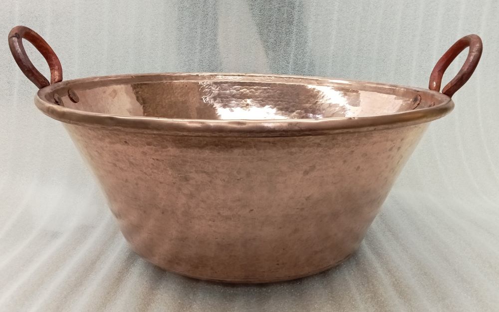 Cazo de cobre para cocinar carnitas o para una dulceria hecho a mano cobre grueso y natural Capacidad 10 litros - cobre David Copper